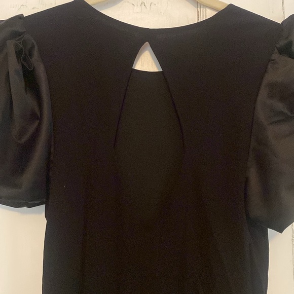 Alice and Olivia Satin Flutter Sleeve Dress XS - Picture 5 of 7